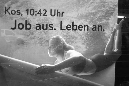 Plakat eines Reiseunternehmens