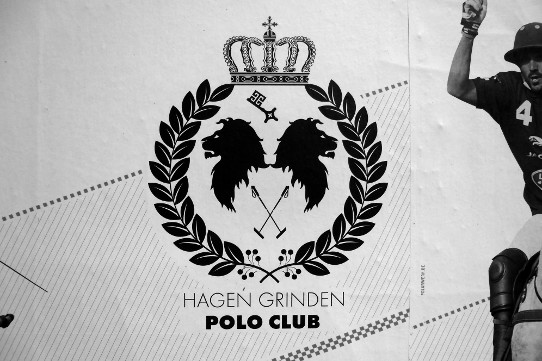 Detail aus einem Werbeplakat für ein Pferdesport-Turnier