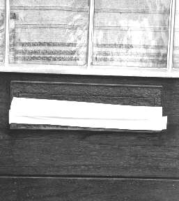 Zugeklebter Briefkasten