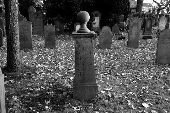 A look at the old Jewish cemetery in Bremen