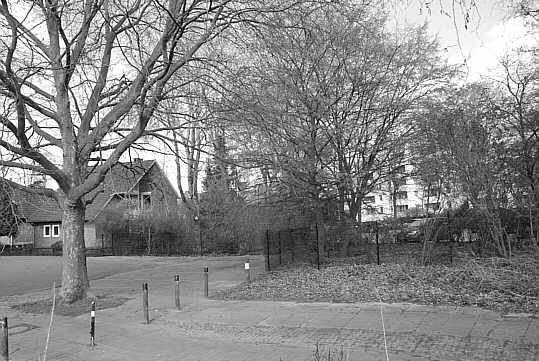 Einfamilenhaus-Siedlung und Hochhäuser in der Vahr vom gegenüberliegenden Standpunkt