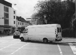 Perspektive eines Erwachsenen auf die  Kreuzung Stader Stra&szlig;e/ Bei den drei Pf&auml;hlen