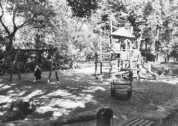 Die sehr engagierte Spielplatzinitiative der Siedlung hat erfolgreich f&uuml;r die Errichtung eines modernen Spielplatzes in der Siedlung Klein Mexiko in Bremen gek&auml;mpft.