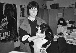 Frau M&uuml;nch und ihr 'B&uuml;rohund'